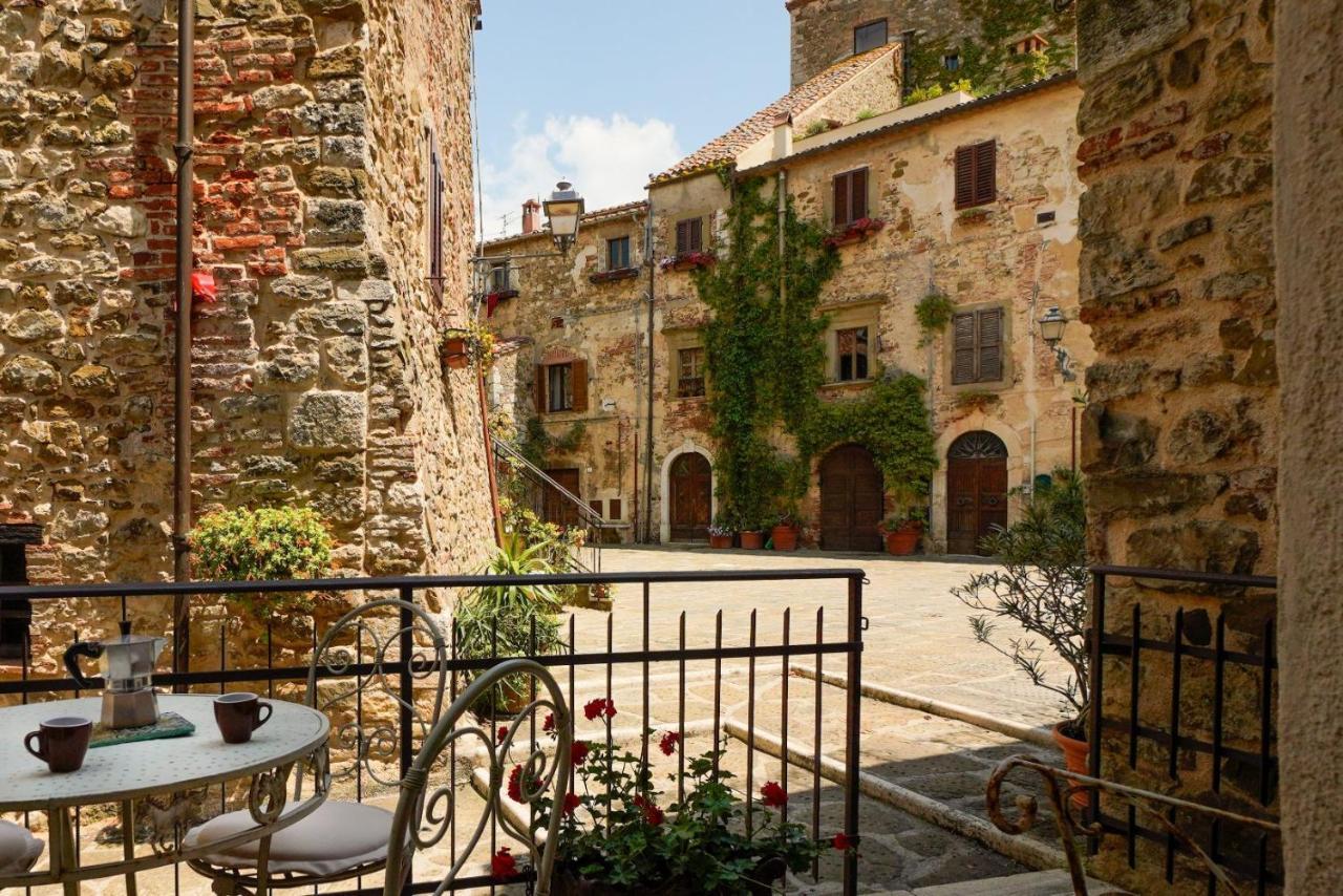 Inn Piazza In Montemerano, The Heart Of Tuscany Екстер'єр фото