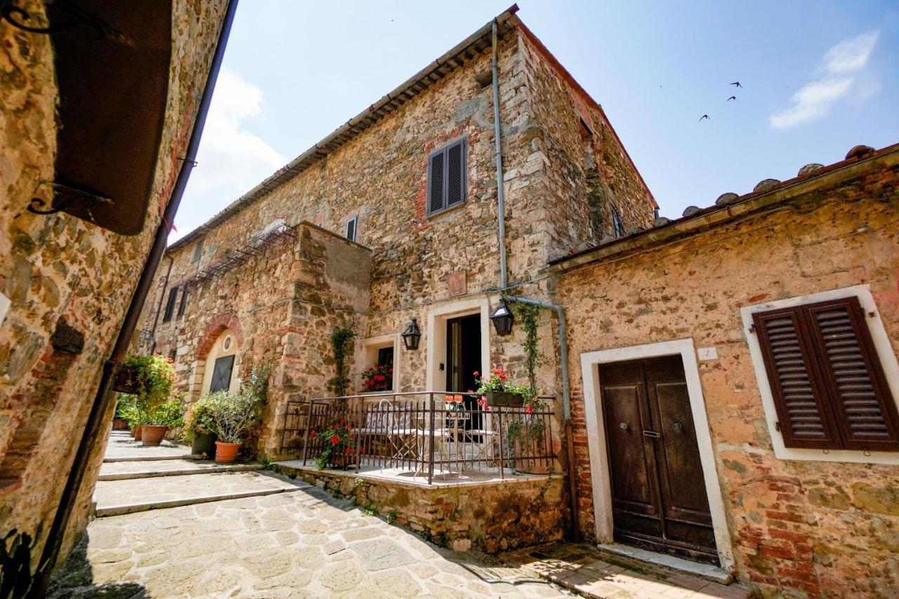 Inn Piazza In Montemerano, The Heart Of Tuscany Екстер'єр фото